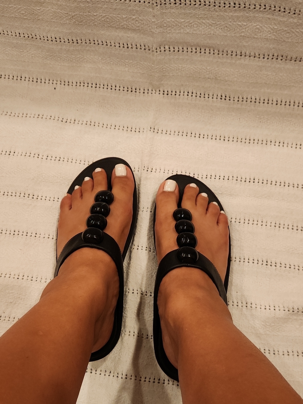 Women's Black Beaded Toe-Post Sandals - Stylish Everyday Comfort